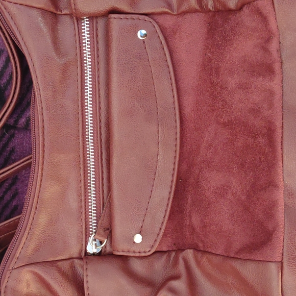 Purse - Picture 2 of 2
